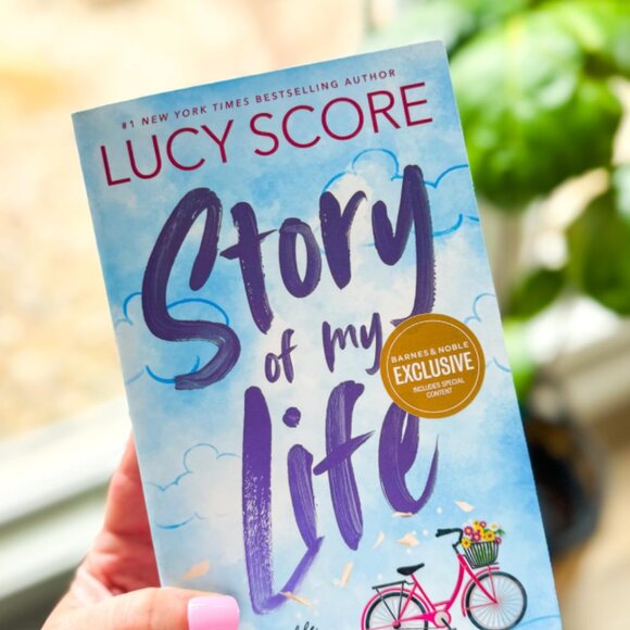 Lucy Score: Story of My Life - Hardcover - Hot Trend 2025 Book - Picture 5 of 9